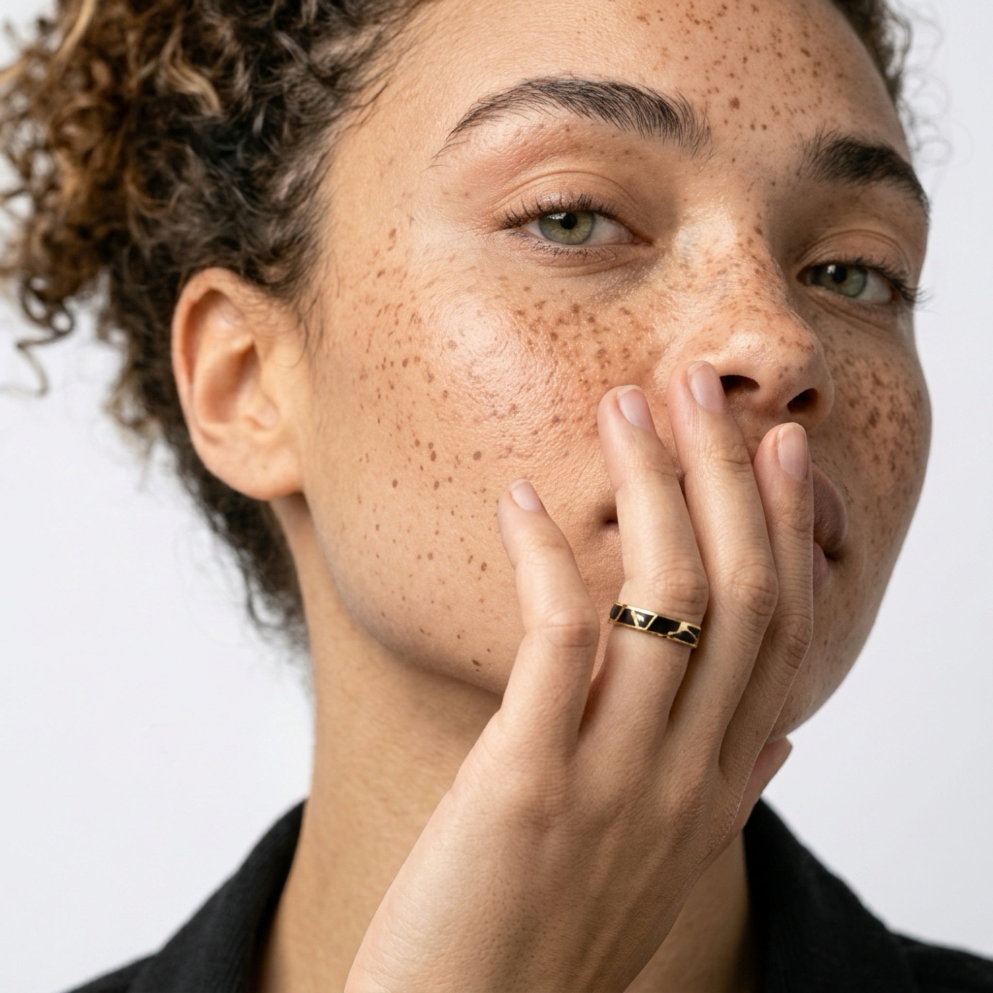 Black Marble & Gold Ring